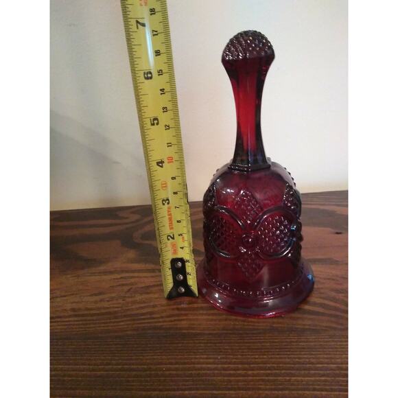 Vintage Avon The 1876 Cape Cod Collection Ruby Red Glass Bell - Picture 4 of 5